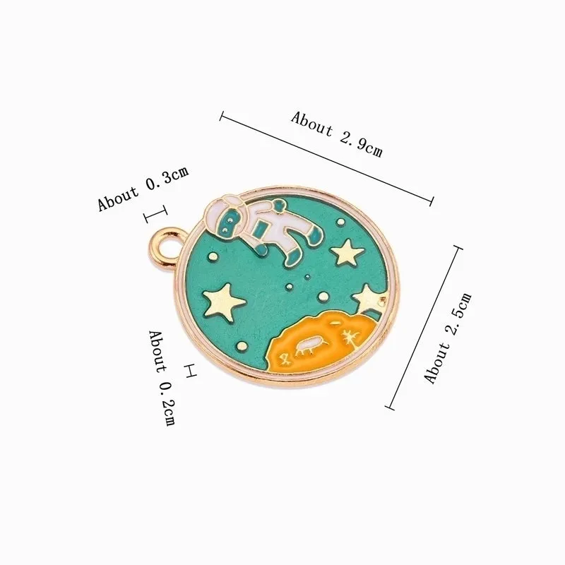 1 Piece Cartoon Style Simple Style Astronaut Star Rocket Alloy Pendant Jewelry Accessories