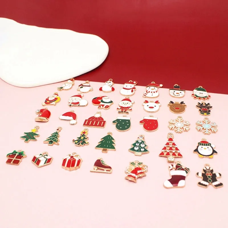 10 PCS/Package 15*15mm 18*33mm 20*22MM Alloy Rhinestones Christmas Tree Santa Claus Elk Pendant