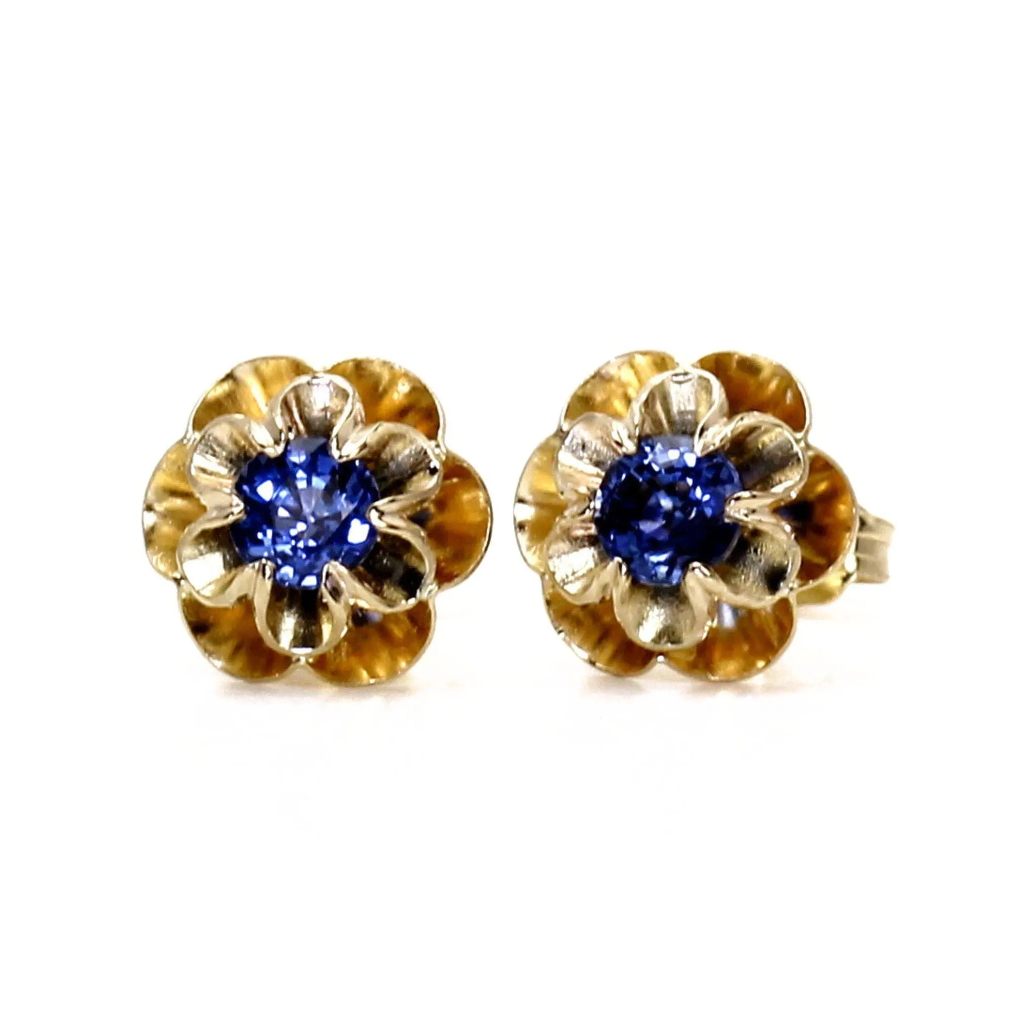 14K Gold Blue Sapphire Earrings with Flower Design