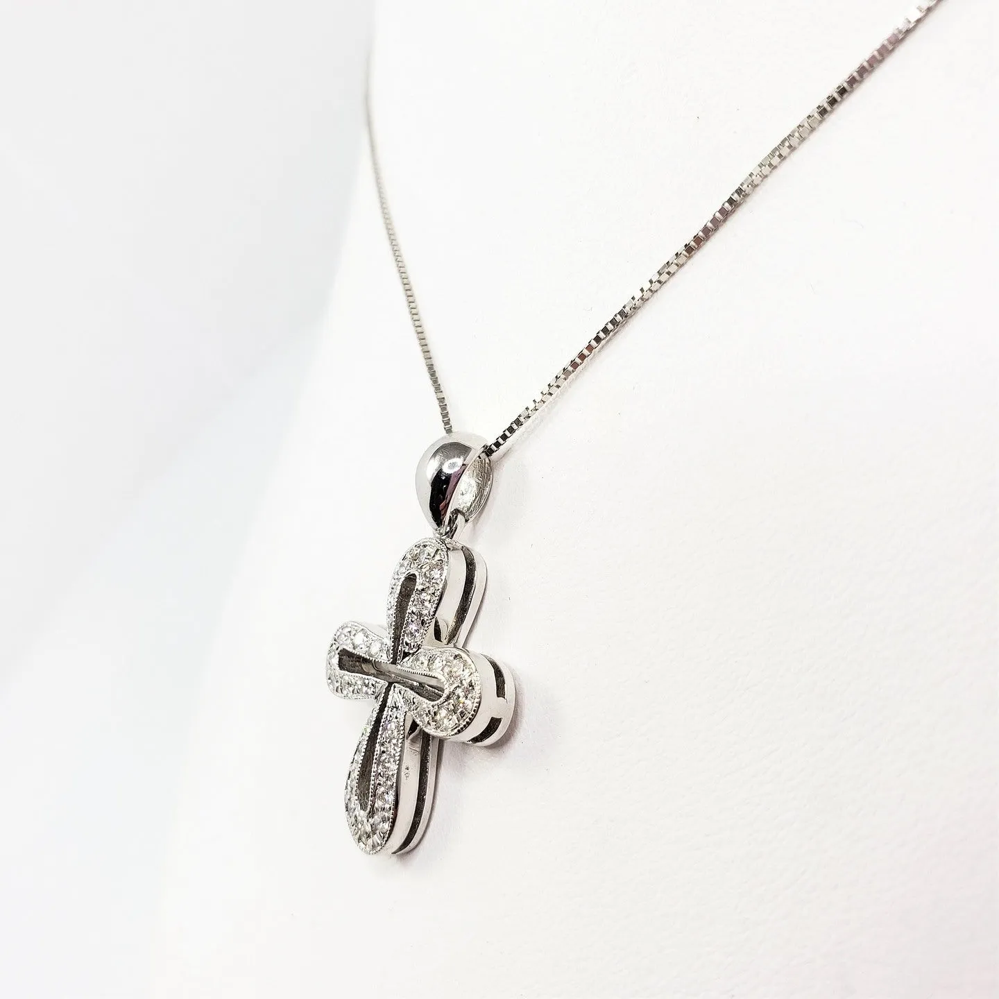 14Kt White Gold Diamond Cross Pendant