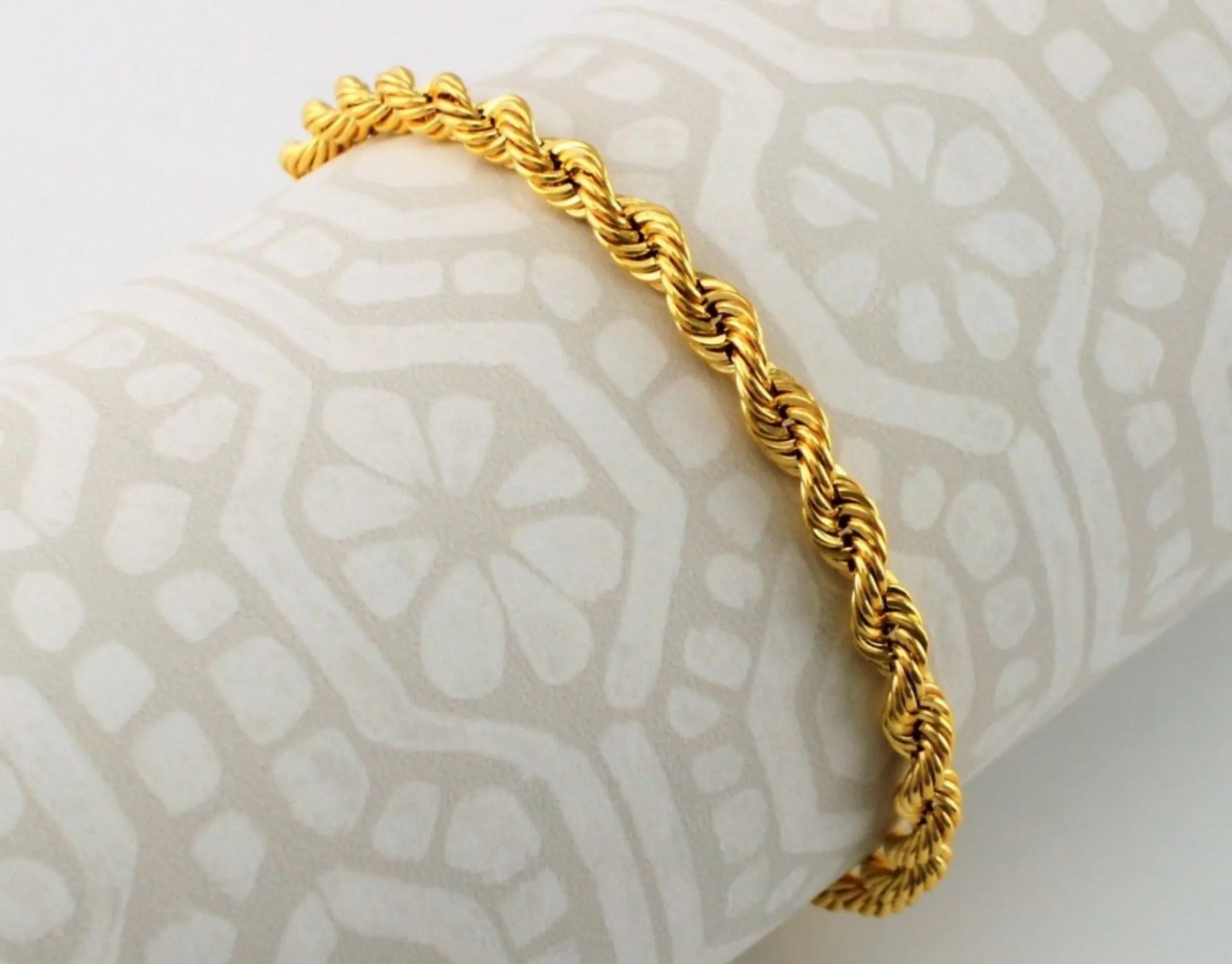 9ct Yellow Gold Hollow Rope Chain Bracelet 19cm / 7.5 inch