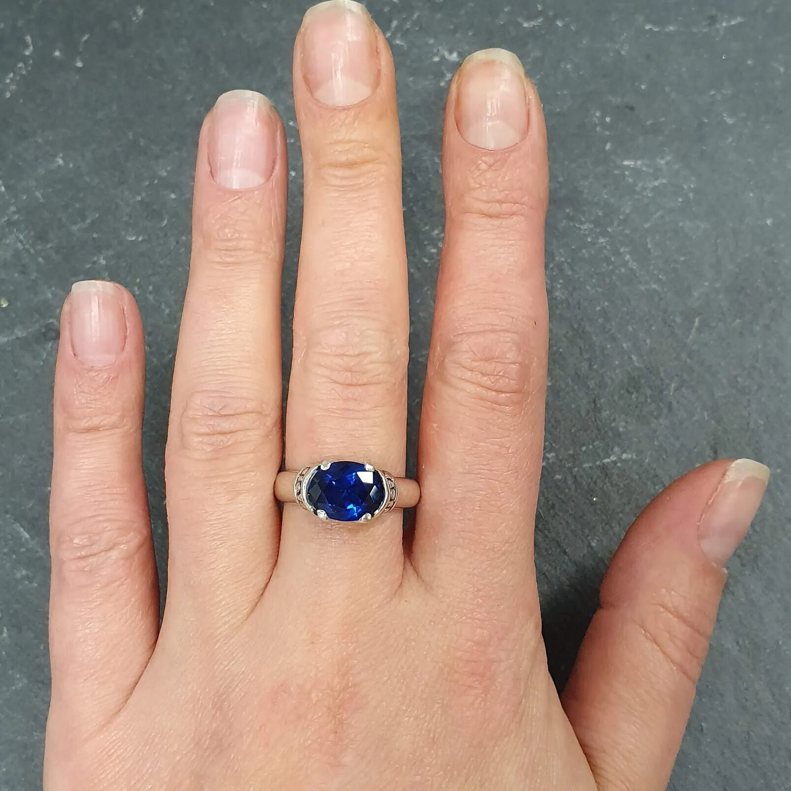 Blue Sapphire Ring - Boho Solitaire Ring - Blue Vintage Ring