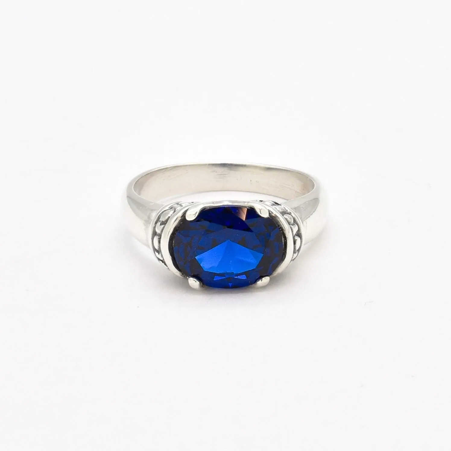 Blue Sapphire Ring - Boho Solitaire Ring - Blue Vintage Ring