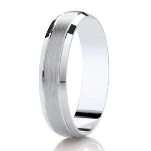 Ladies DC313BC Diamond Cut Wedding Ring