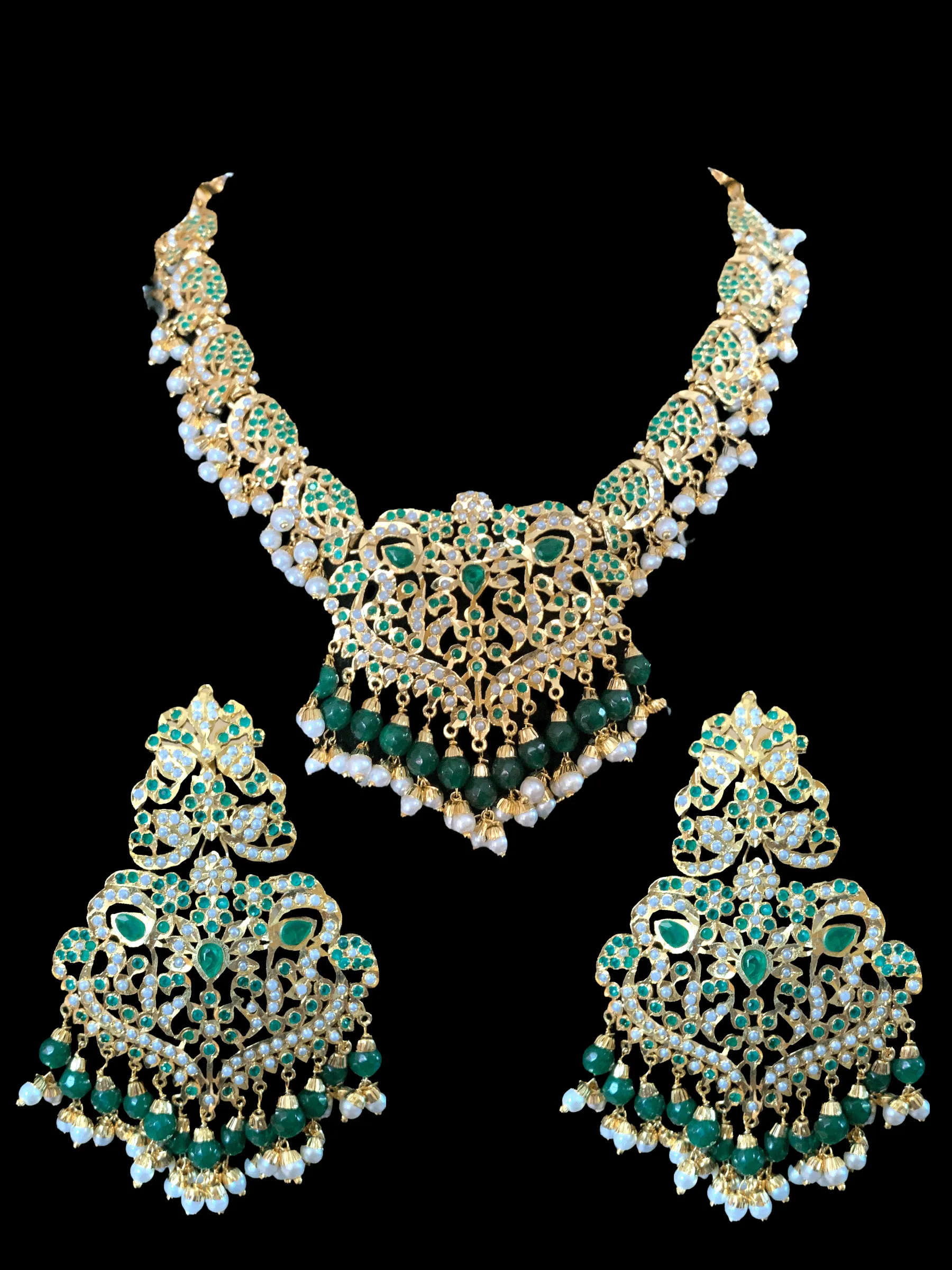 NS73 Neeli jadau pearl necklace with earrings tika in emerald(SHIPS IN 4 WEEKS )