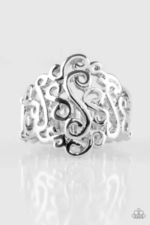 Paparazzi Ring ~ Dizzy Demure - Silver