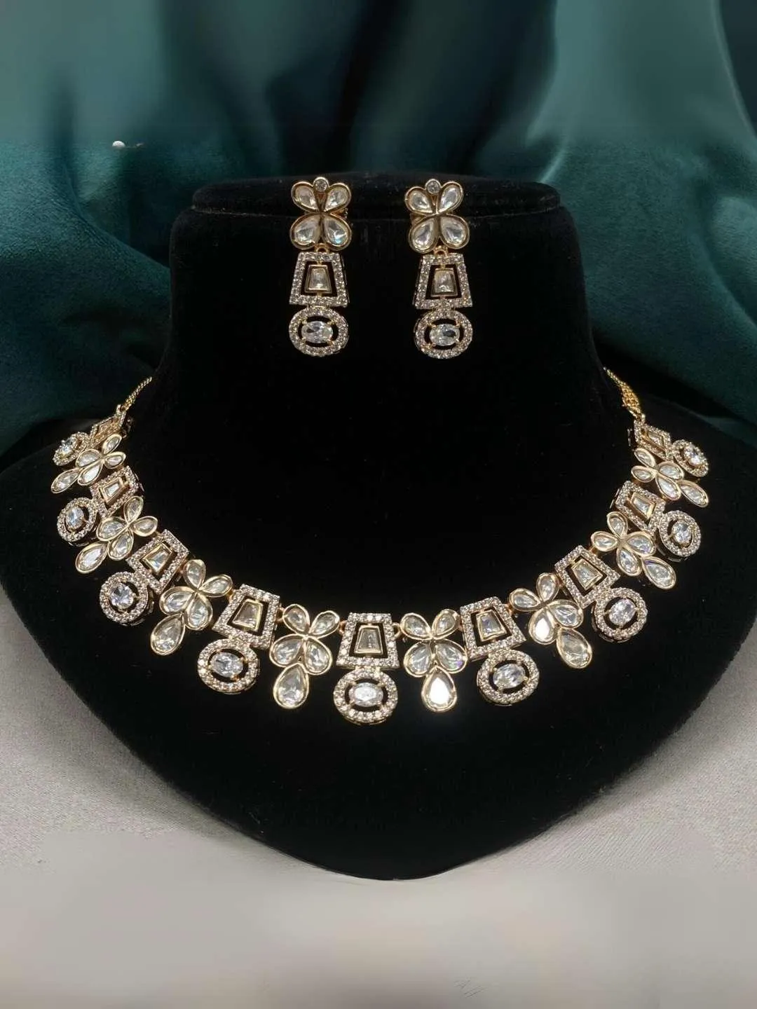 Polki Kundan Statement Necklace