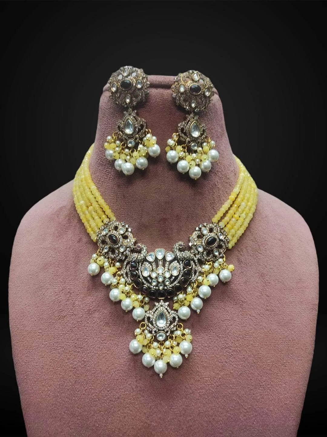 Royal Kundan Studded Beaded Necklace Set