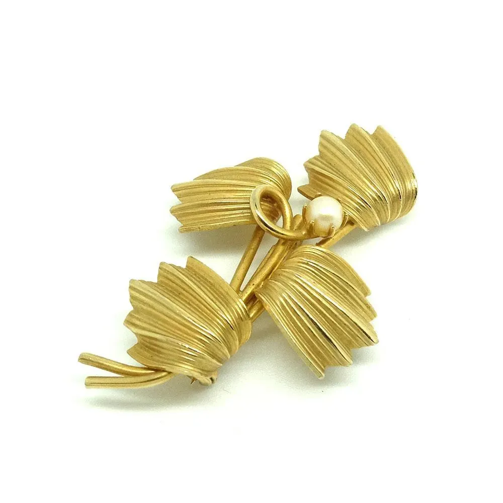 Vintage 1960s Faux Pearl Gold Tone Leaf Brooch